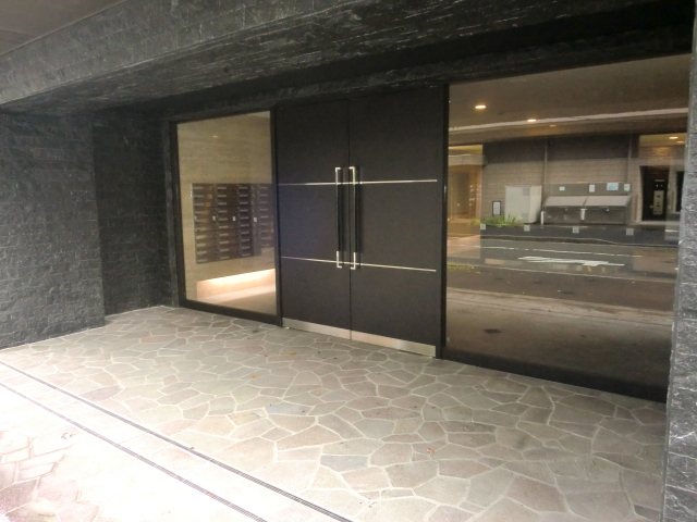 フェニックス新横濱クアトロ エントランス