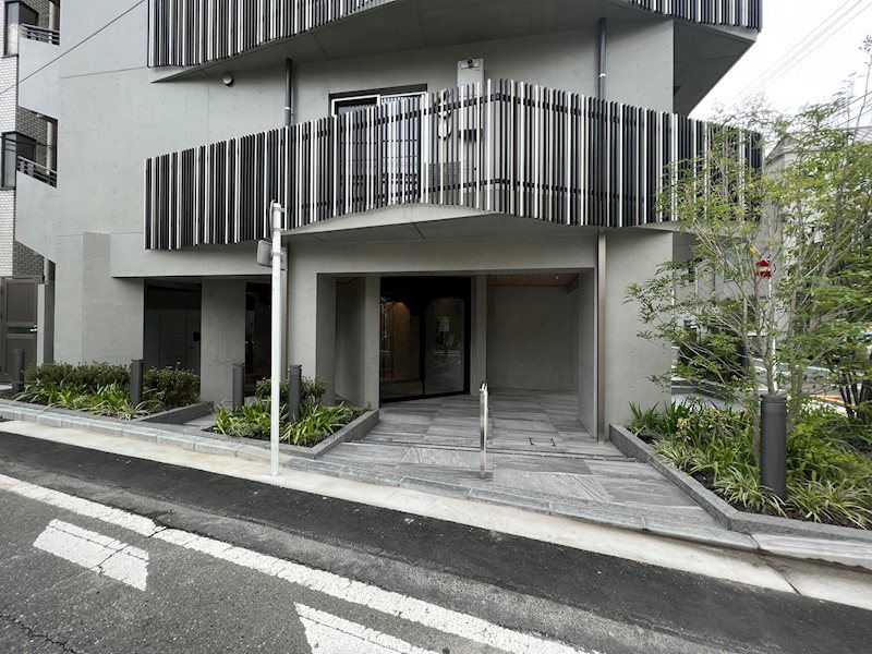 AELL横浜吉野町 エントランス