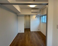 AELL横浜吉野町 リビング