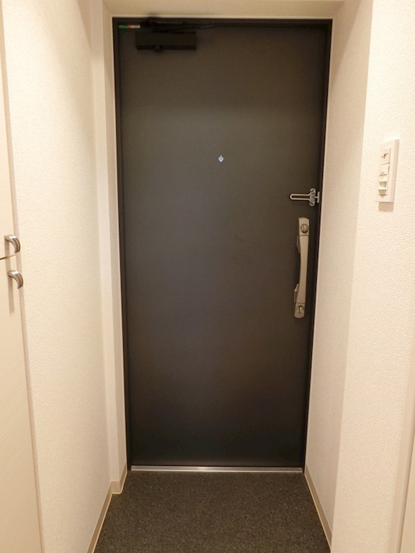 フェニックス横濱吉野町 玄関