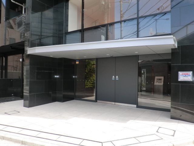 ZOOM椎名町駅前 エントランス