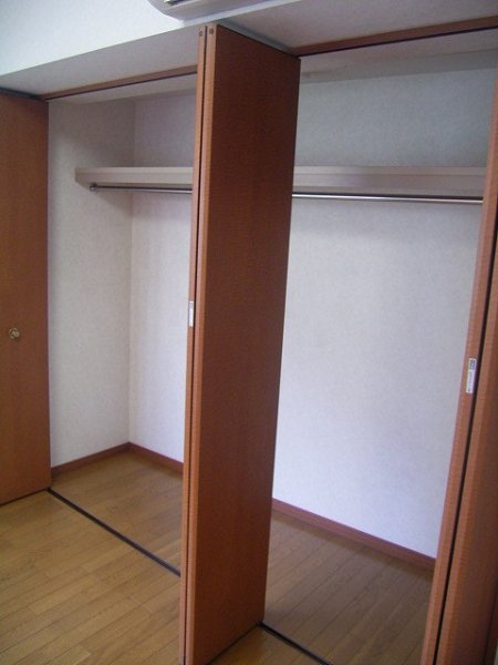 フェニックス笹塚弐番館 収納