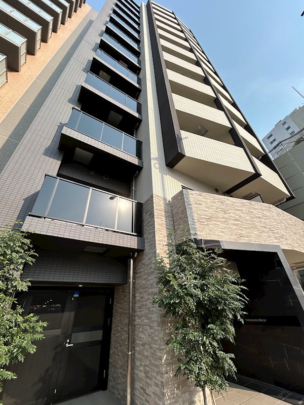 ZOOM池袋West 外観