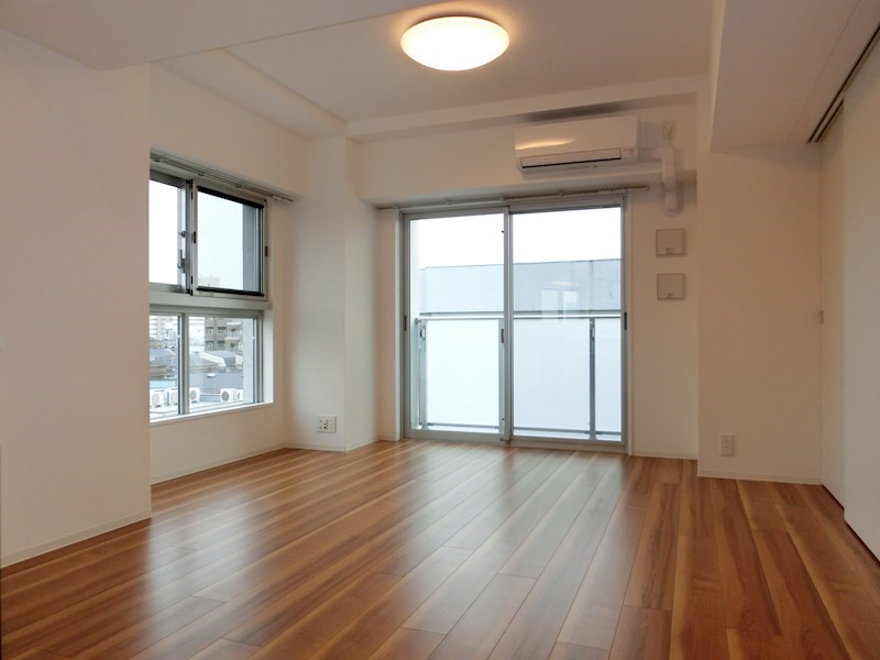 AELL蒲田南 リビング