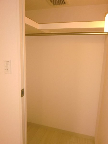 フェニックス新横濱クアトロ 収納