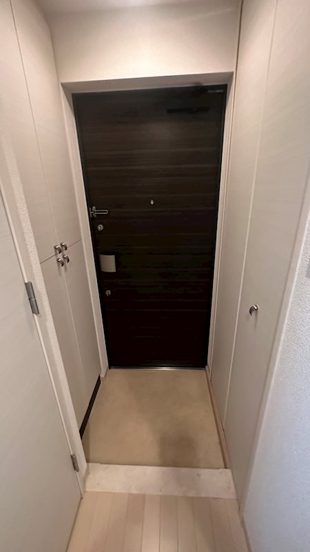 フェニックス横濱関内BAY MARKS 玄関