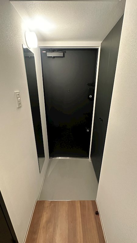 ZOOM新宿御苑前 玄関