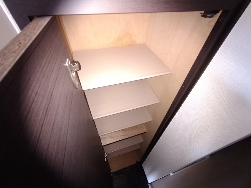 クレイノボンヌシャンス 玄関