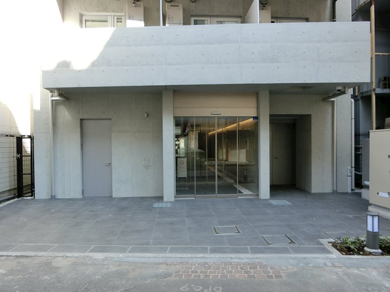 ZOOM川崎EAST エントランス