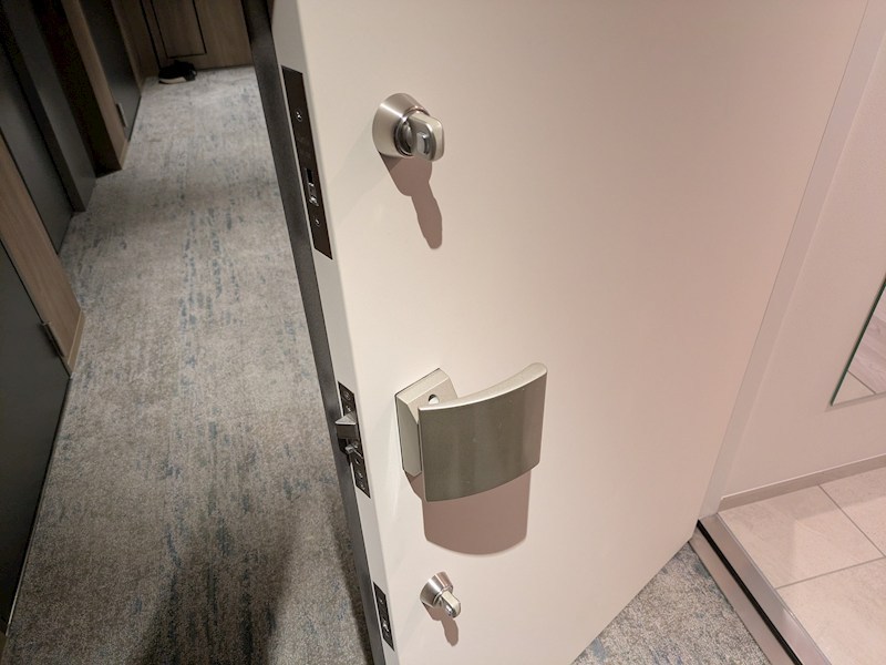 IPSE中目黒 玄関