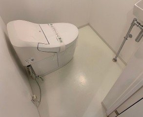 ZOOM都庁前 トイレ