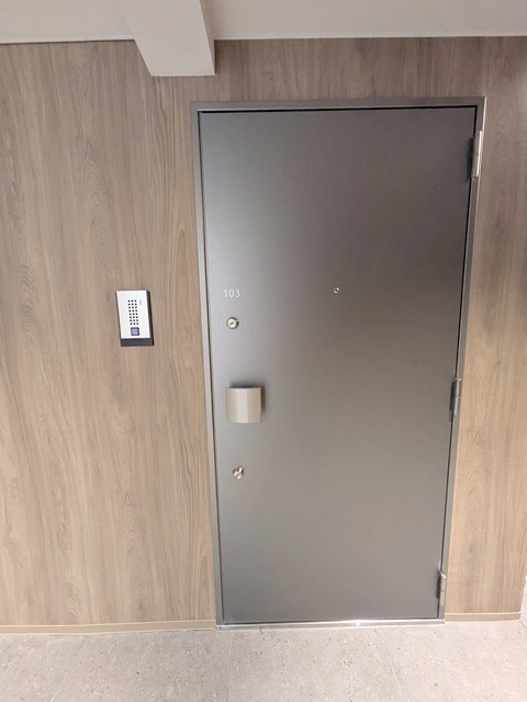 イプセ中目黒 玄関
