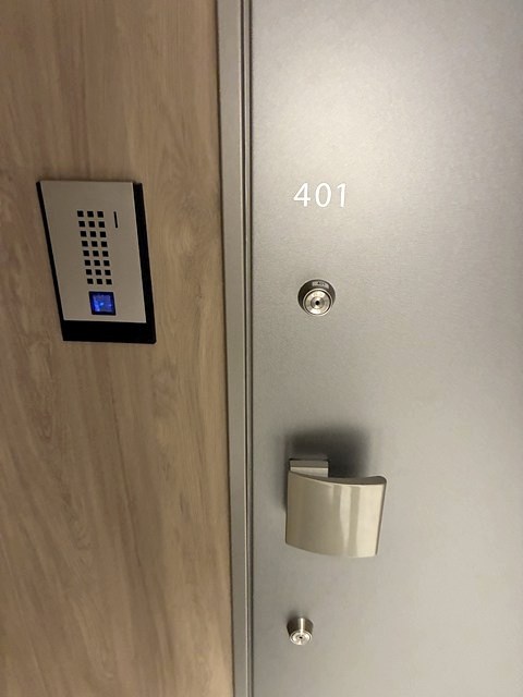イプセ中目黒 玄関