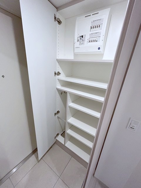 イプセ中目黒 玄関