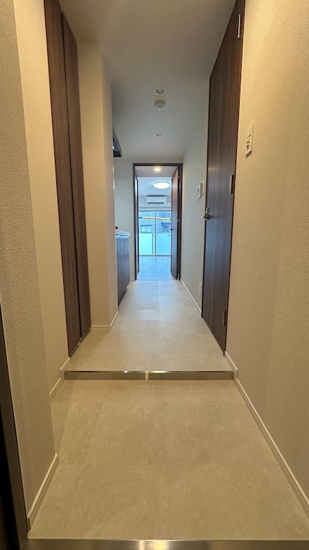 ヴァローレ喜多見 玄関