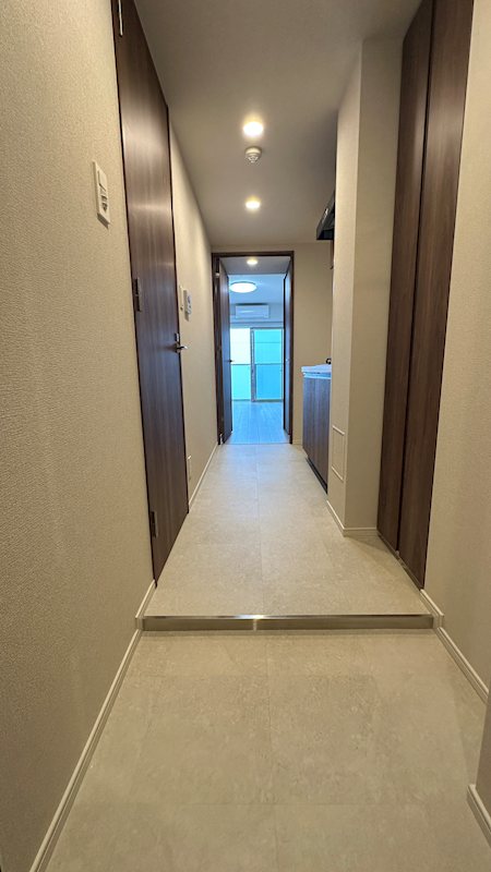 ヴァローレ喜多見 玄関