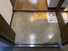 トーカン湯島キャステール 玄関