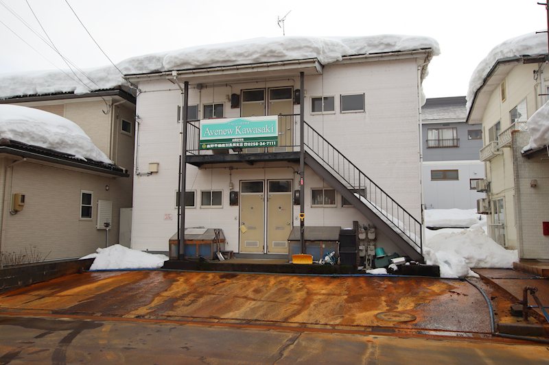 アベニュー川崎 駐車場
