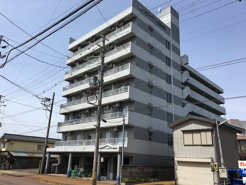 オクトワール長岡中央 外観