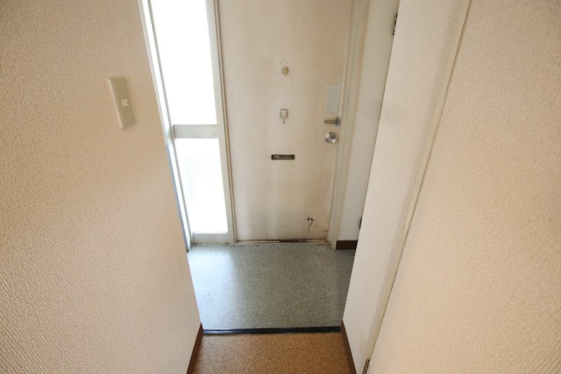 マンション南 玄関