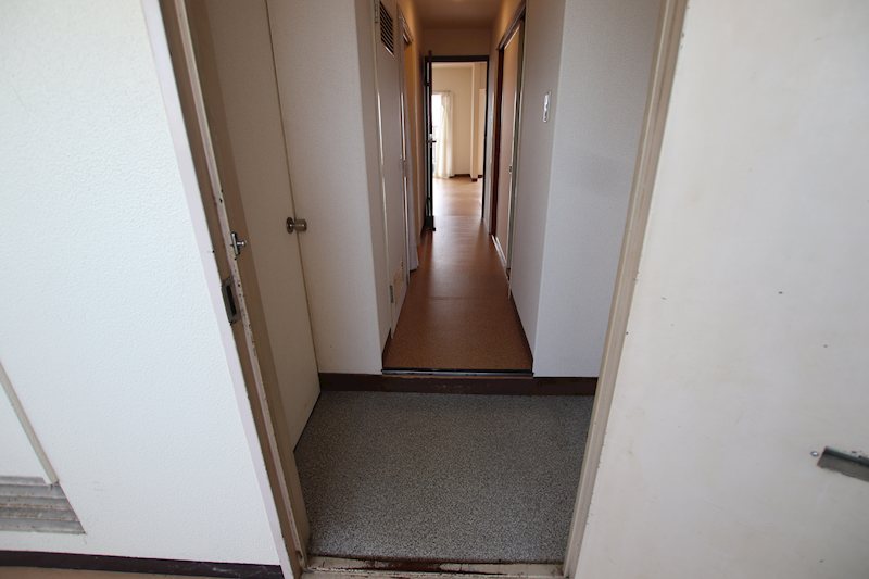 マンション南 玄関