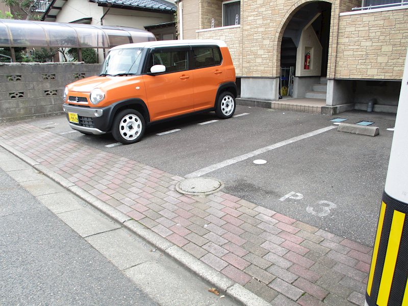 カーサ駿 駐車場