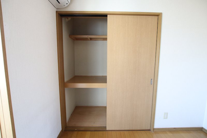 JメゾンM棟 収納
