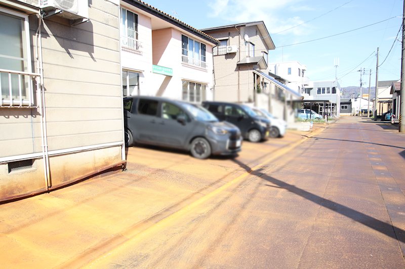 シャンポール川崎2 駐車場