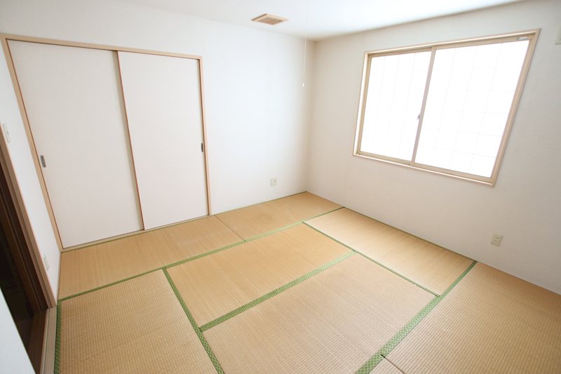 ひかりハイツR棟 ベッドルーム