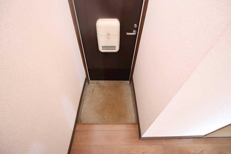 エクセレント川崎 玄関