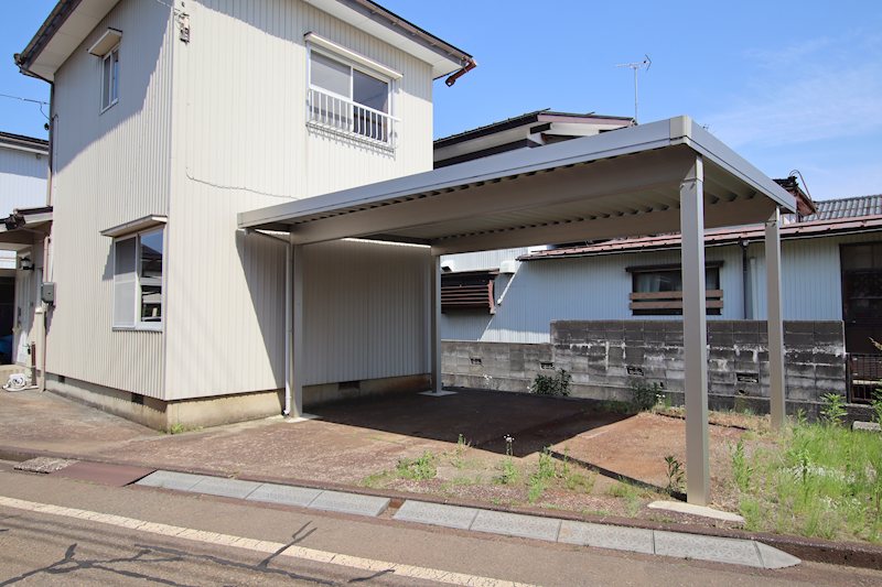 川崎1丁目貸家 A棟 駐車場
