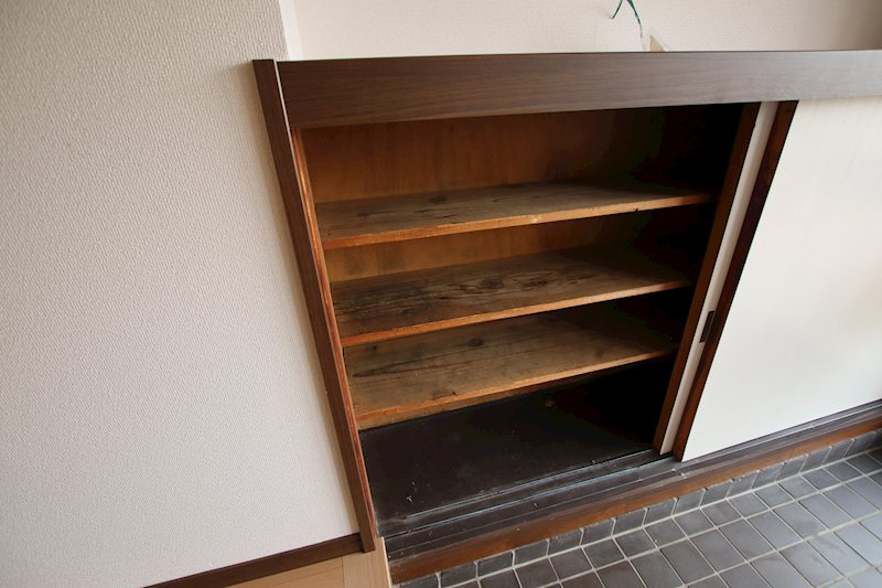 幸町1丁目貸家 収納