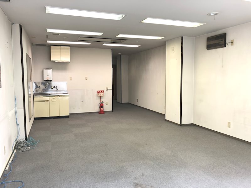 リッツ駅前ビル 内装
