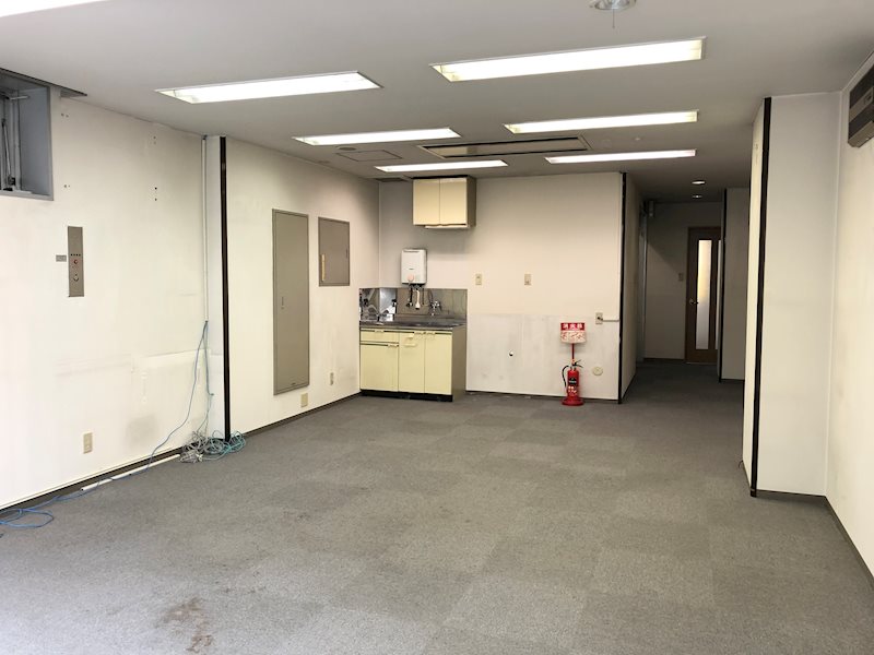 リッツ駅前ビル 内装