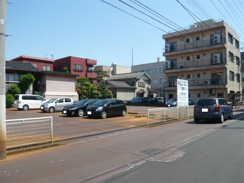 トム福住パーキング 外観