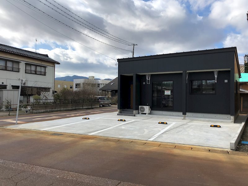 吉田堤町パーキング 外観