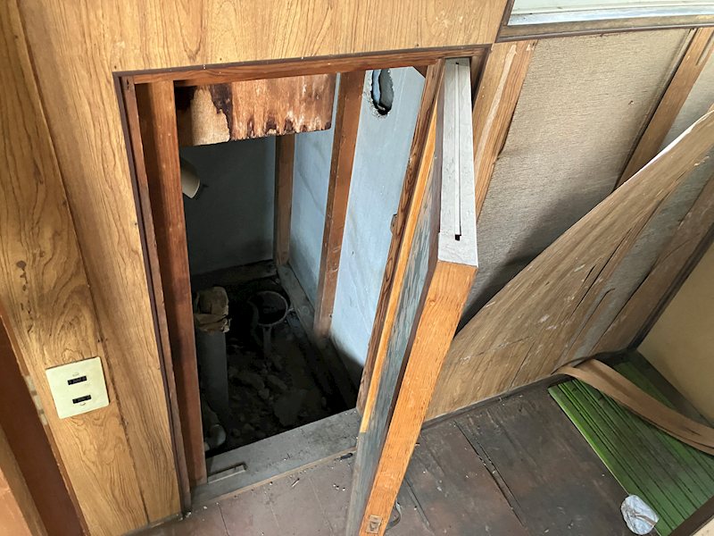 稽古町貸倉庫 その他