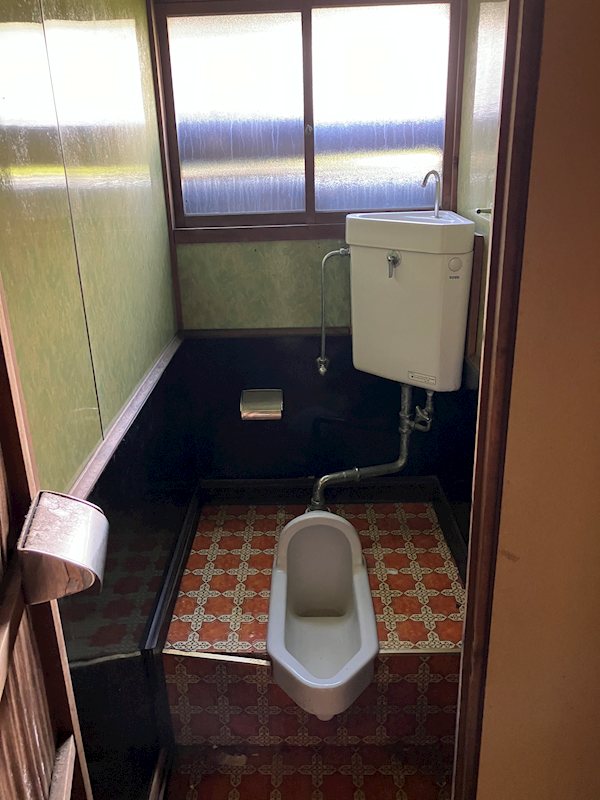 稽古町貸倉庫 その他