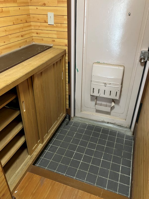 開公マンション 玄関