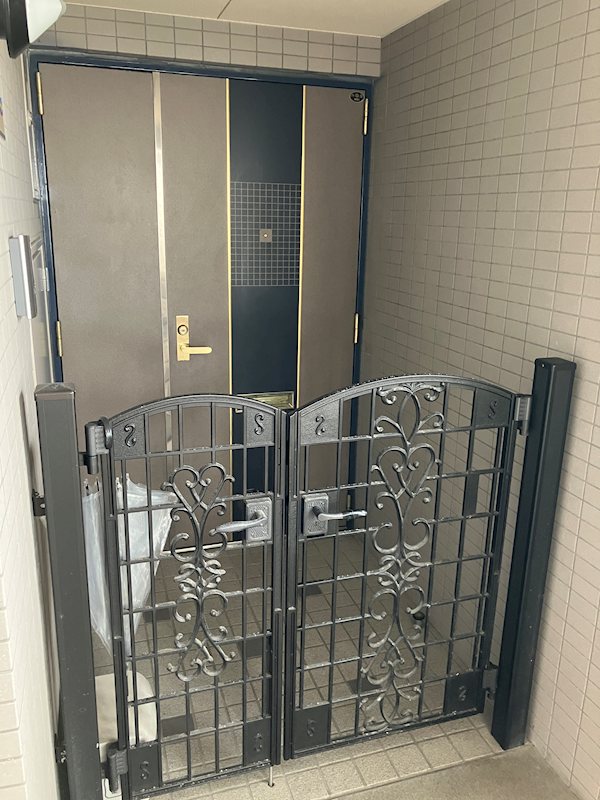 ダイアパレス平成通り 玄関