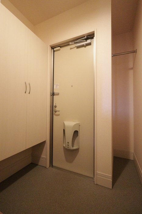 ボナール新館 玄関