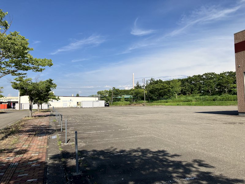 長岡市青葉台1丁目貸土地 その他