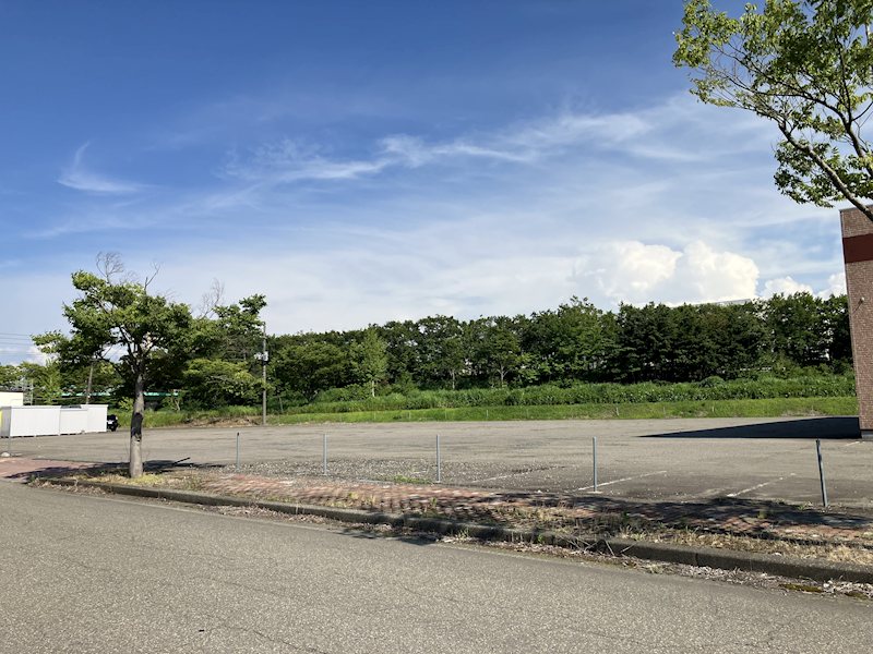 長岡市青葉台1丁目貸土地 その他