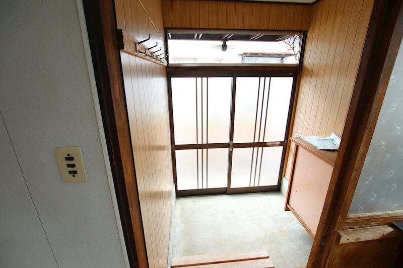第11大加和荘 玄関