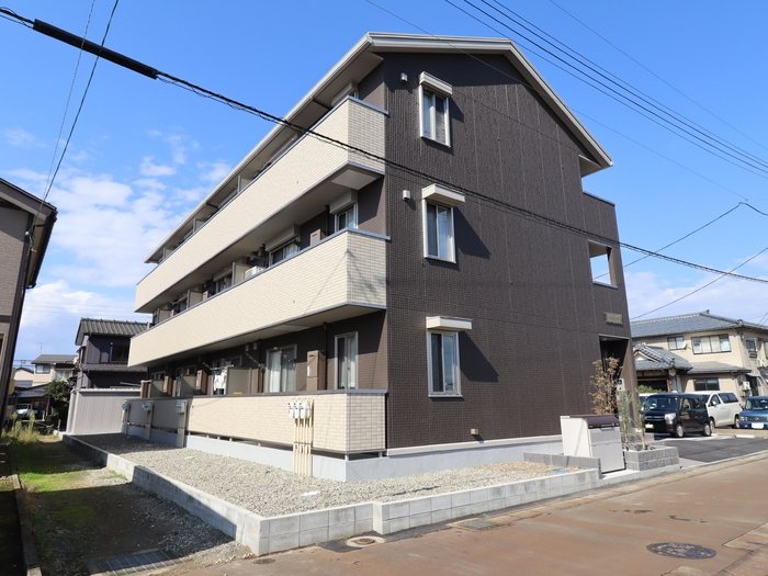 アンジュール・オッツ 外観