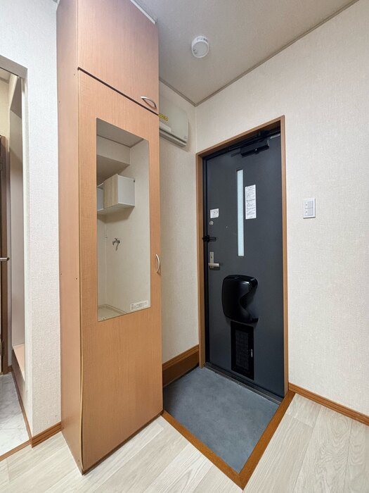 ドルフ 玄関