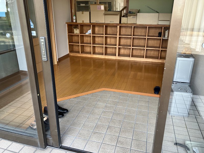燕市松橋テナント（1棟貸し） 玄関