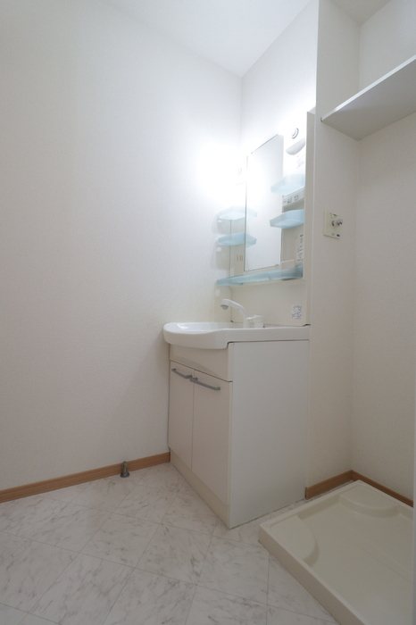 アプロス三ツ郷屋 洗面所