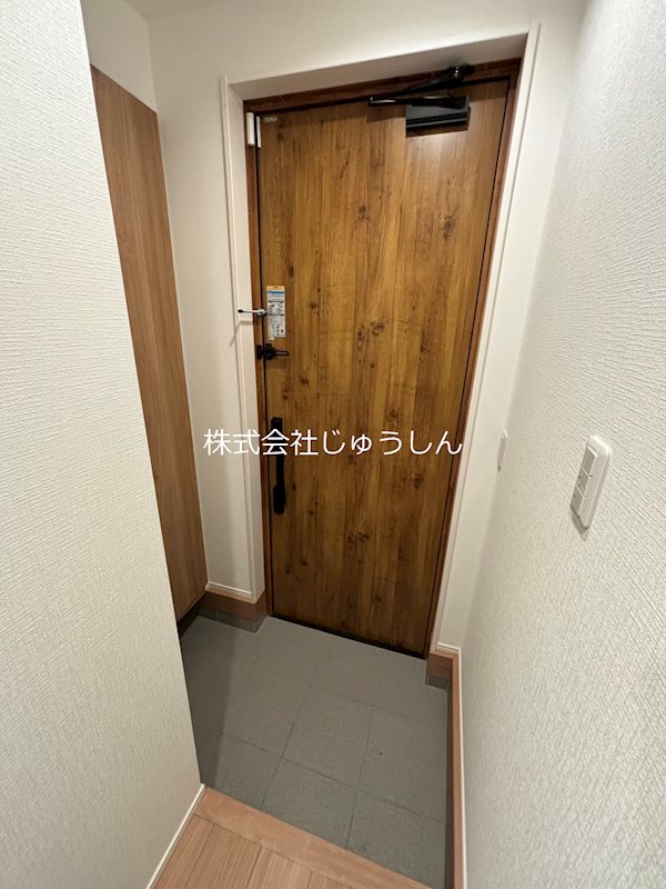 高田戸建09 玄関