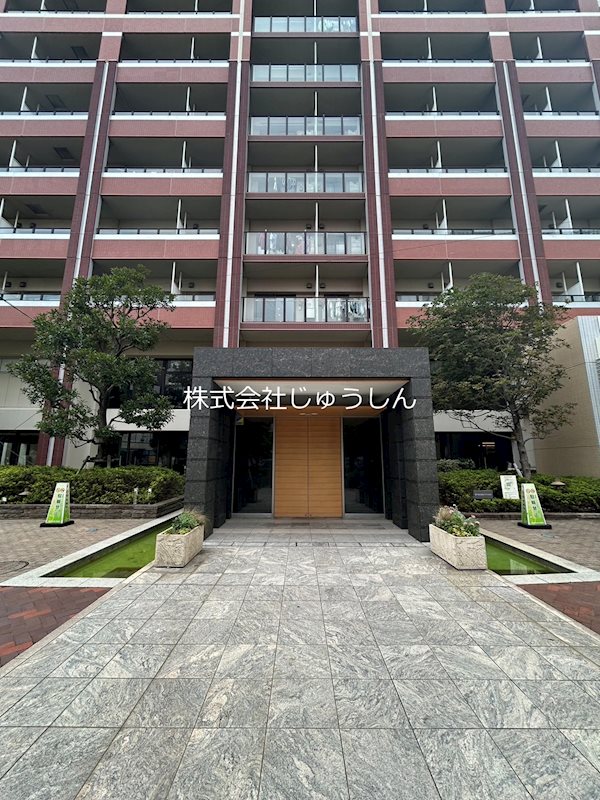 THE KOSUGI TOWER エントランス